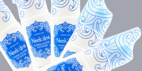 Solución de limpieza para uso dermatológico Neek'dna Piercing Aftercare
